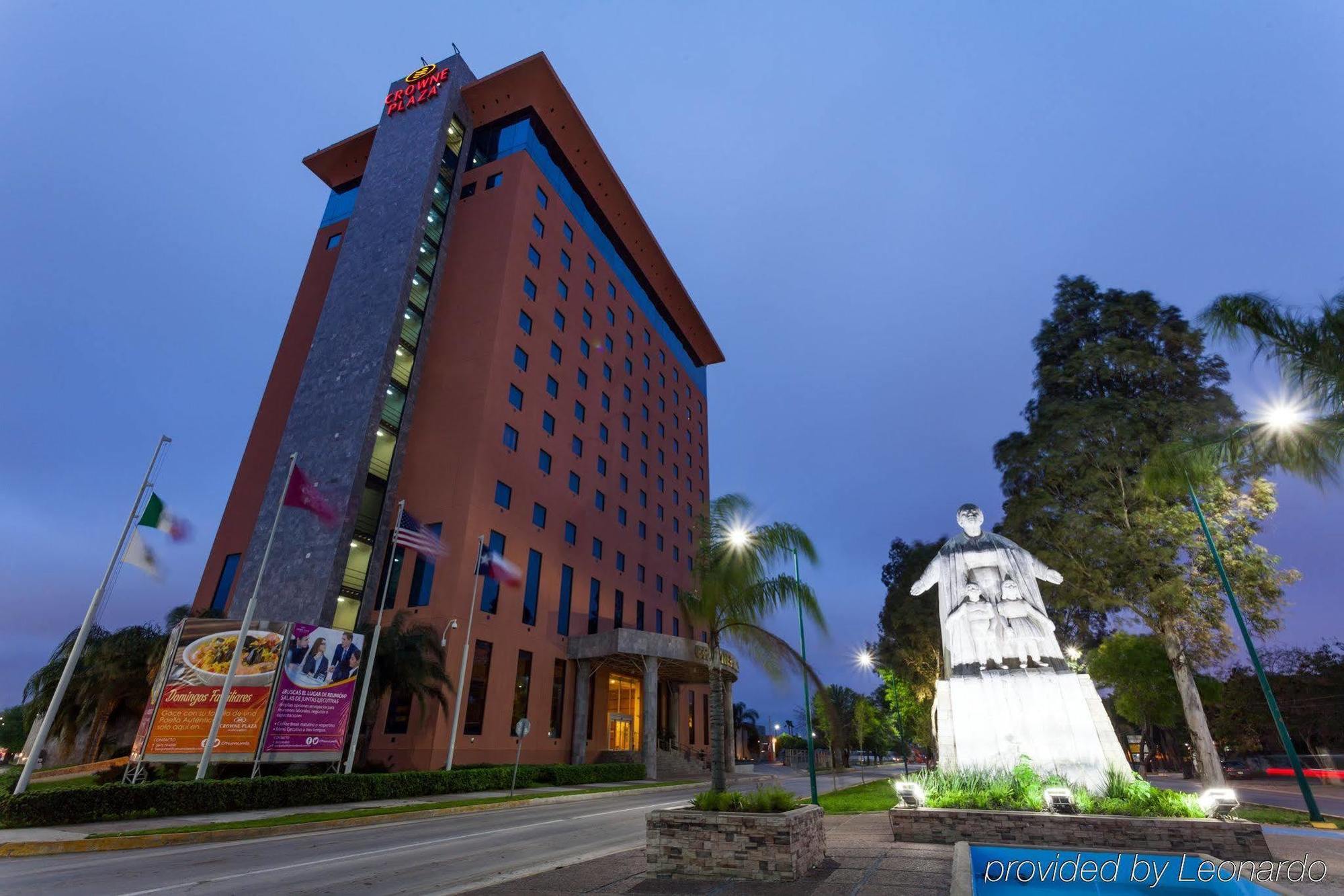 Best Western Plus Nuevo Laredo Inn & Suites Exterior photo